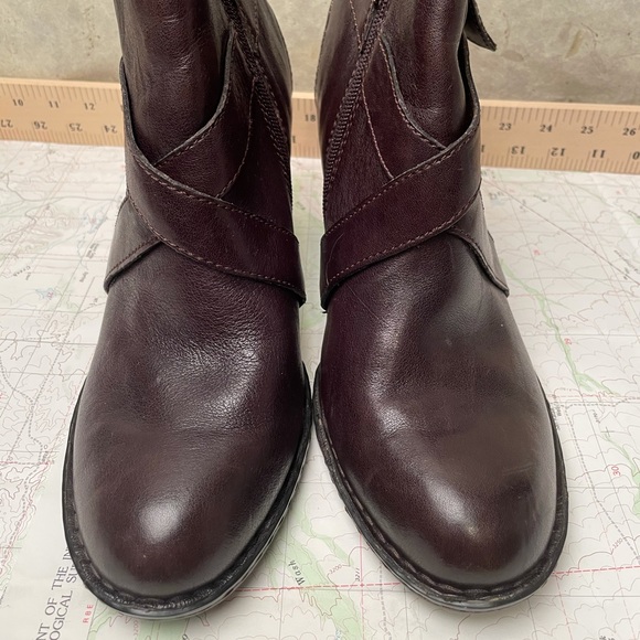 Born Leather Ankle Booties - Picture 5 of 11